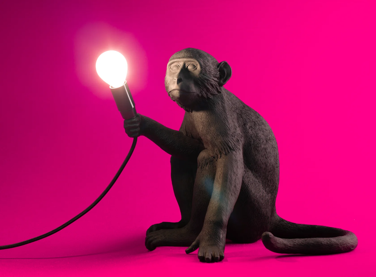 
Lampada da tavolo LED di design «The Monkey Sitting» - Nero