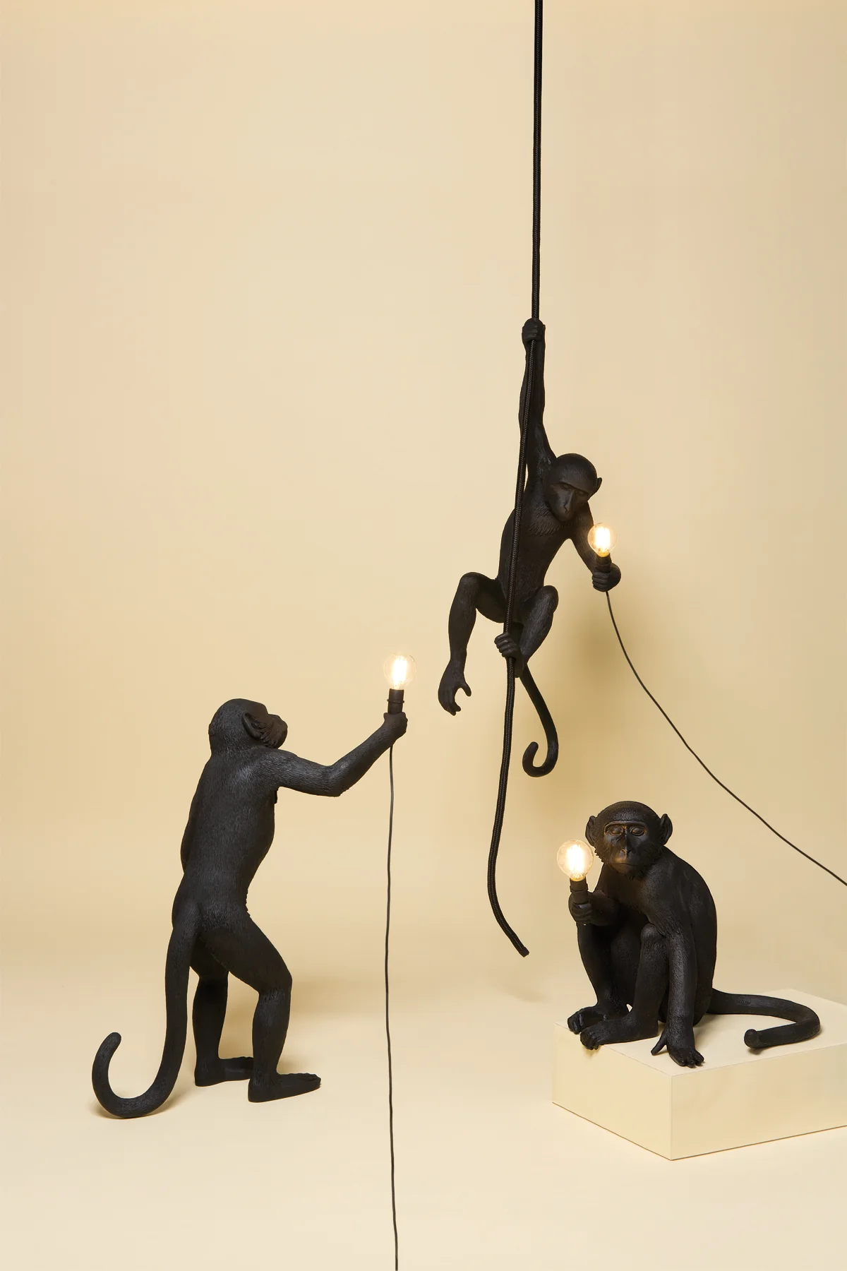 
LED Designer Pendant Light "The Monkey Lamp Ceiling" - Black
