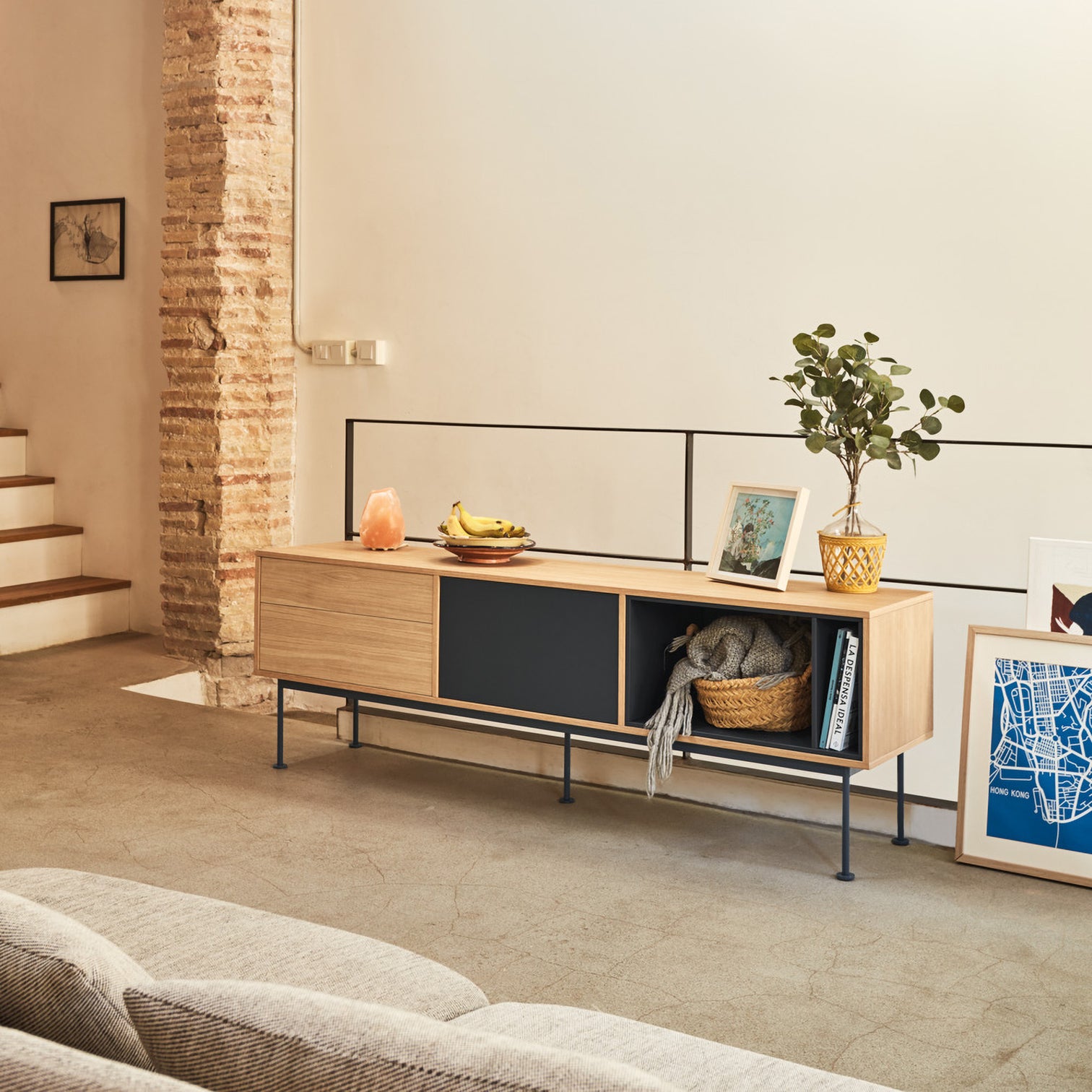
Design Lowboard „Yoko“ - Anthrazit / Eiche