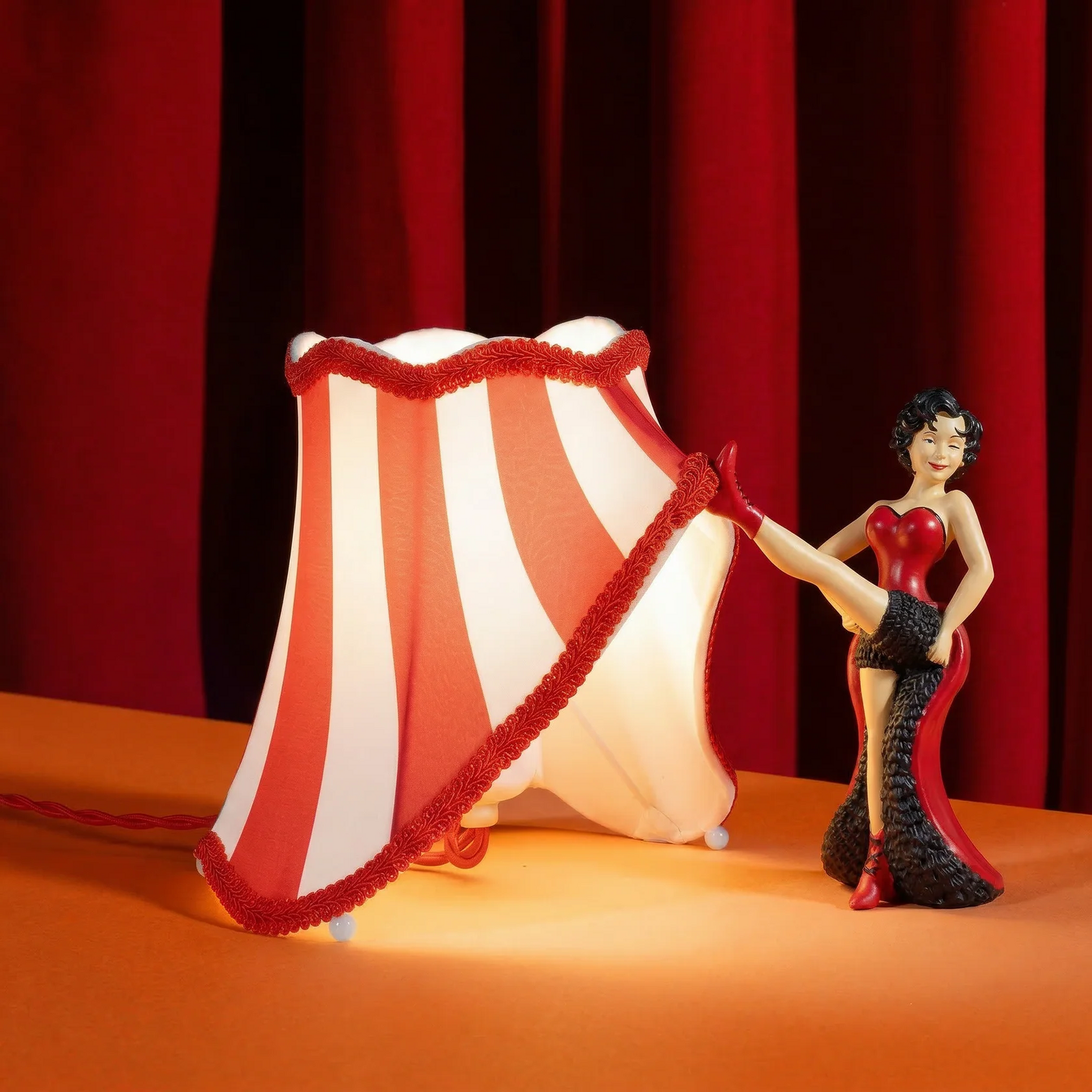 
Design Tischlampe „Circus Abatjour Lucy“
