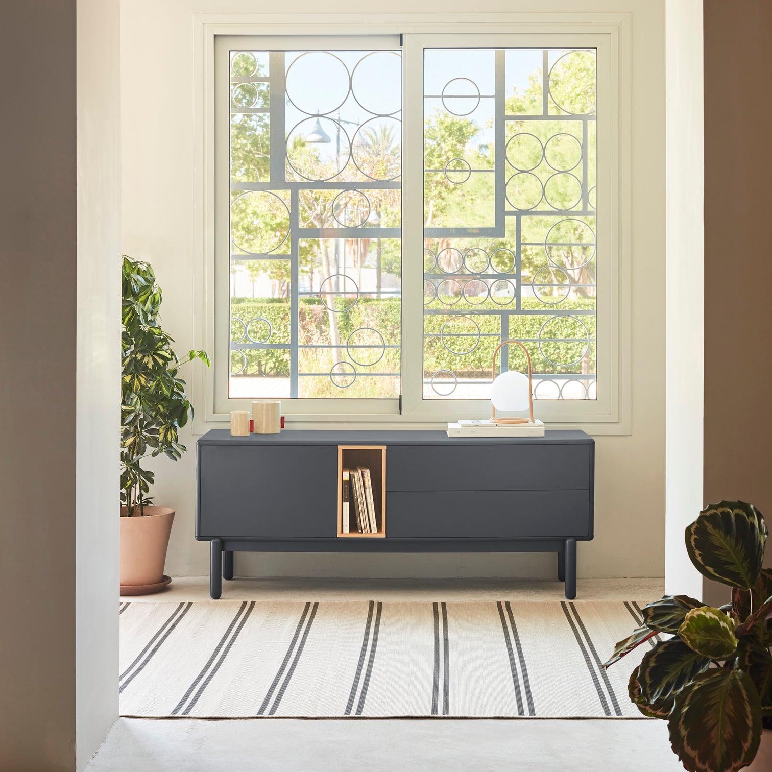 
Meuble bas design « Corvo » - Anthracite