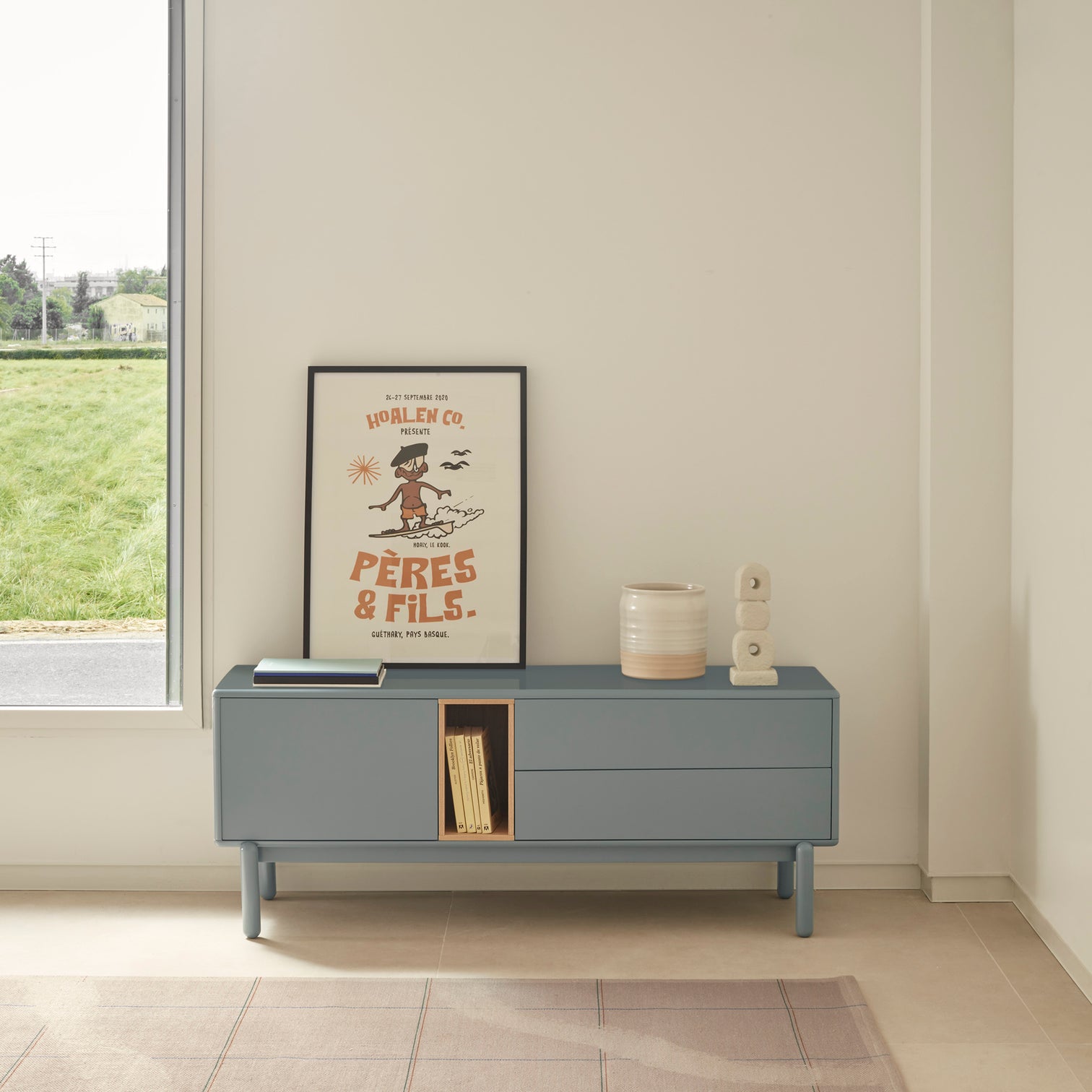 
Meuble bas design « Corvo » - Gris perle