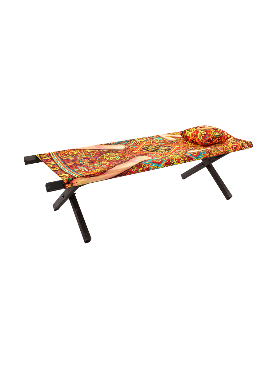 
Chaise longue de relaxation Design « Toiletpaper Lady on Carpet »