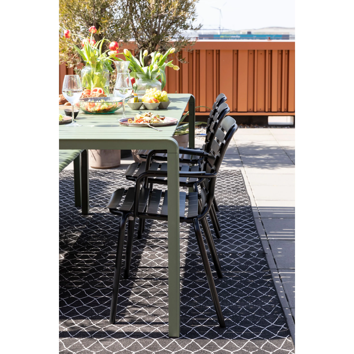 
Hochwertiger Gartenstuhl „Vondel“ mit Armlehnen - Schwarz