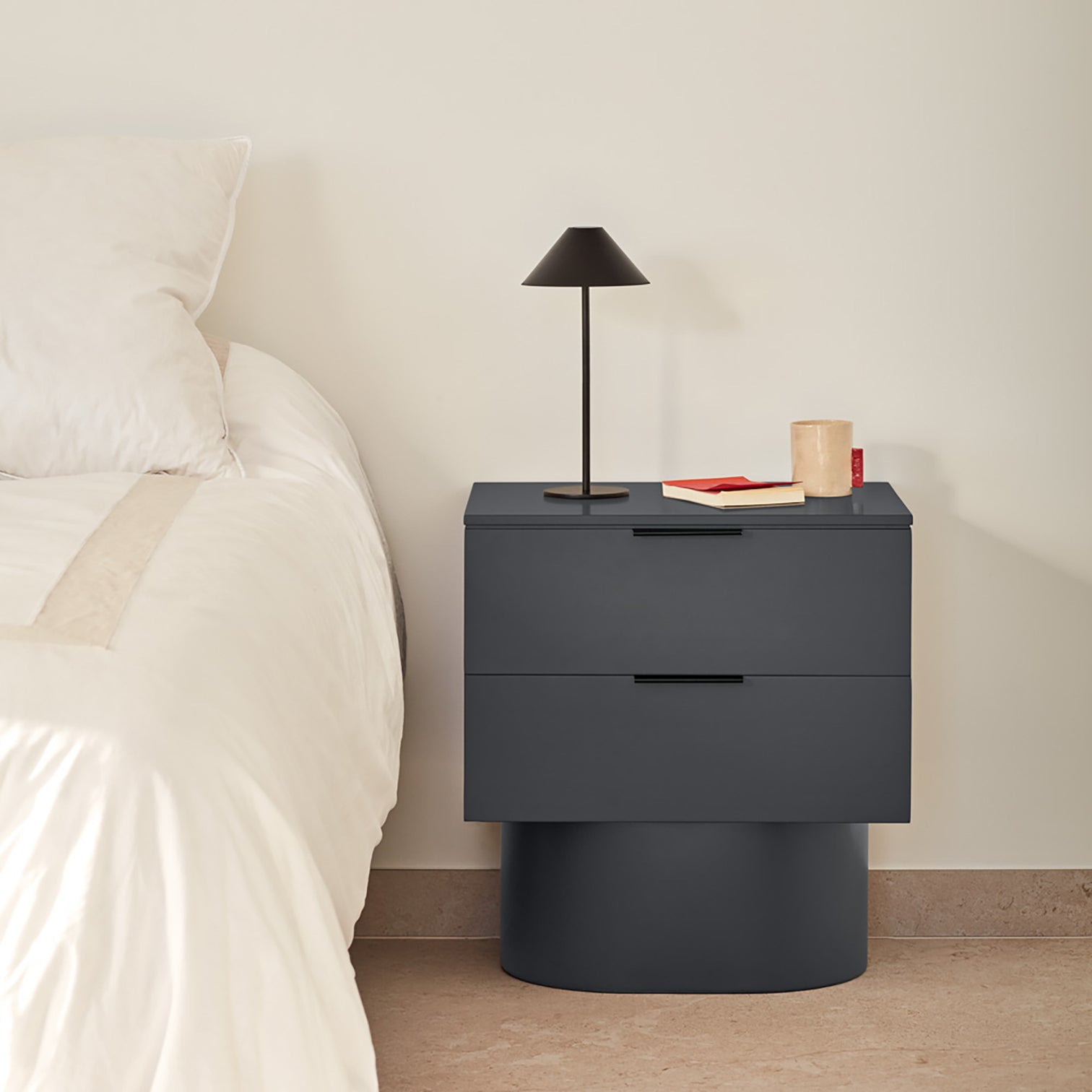 
Table d'appoint et de chevet design « Totem » - Anthracite