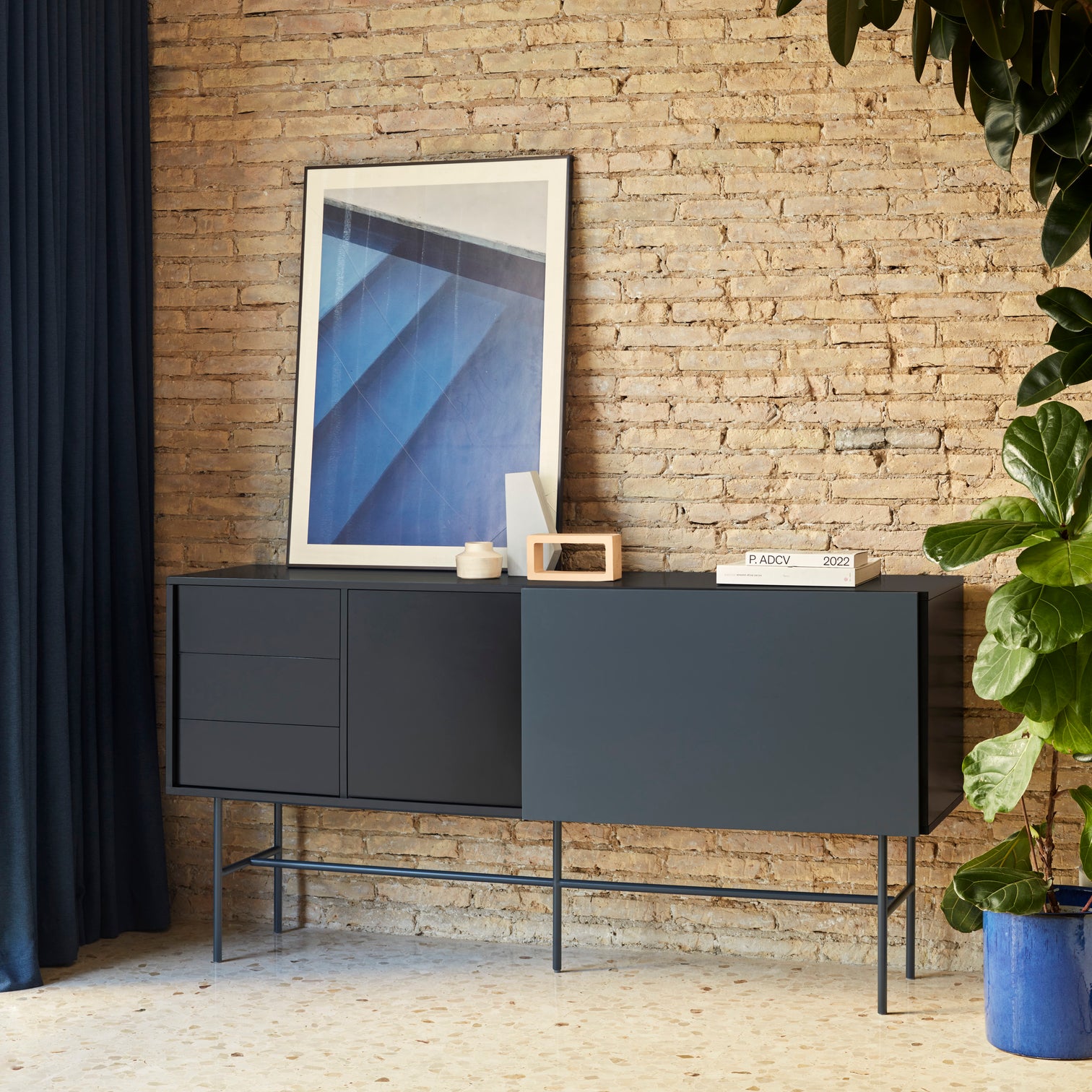 
Grand buffet design « Nube » - Noir / Anthracite