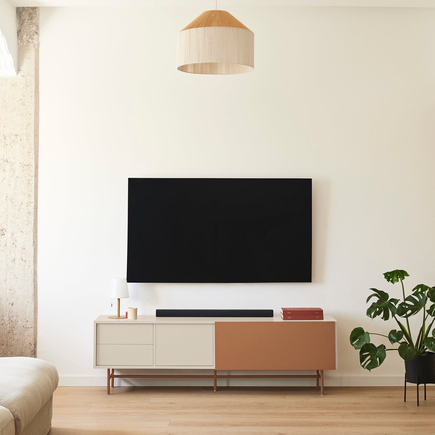 
Lowboard design « Nube » - Crème / Arkilla