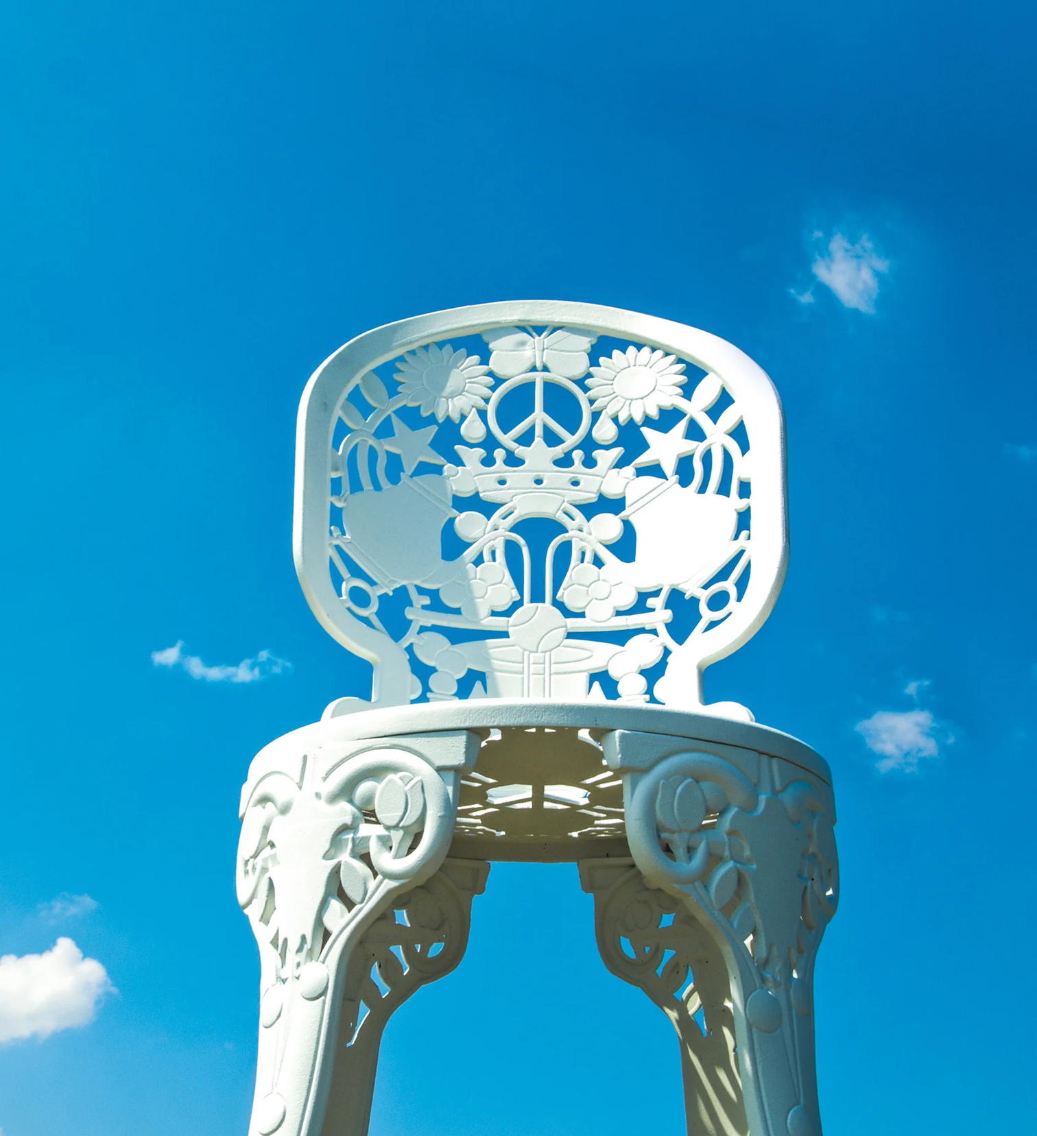 
"Industry" Outdoor Chair Design - White