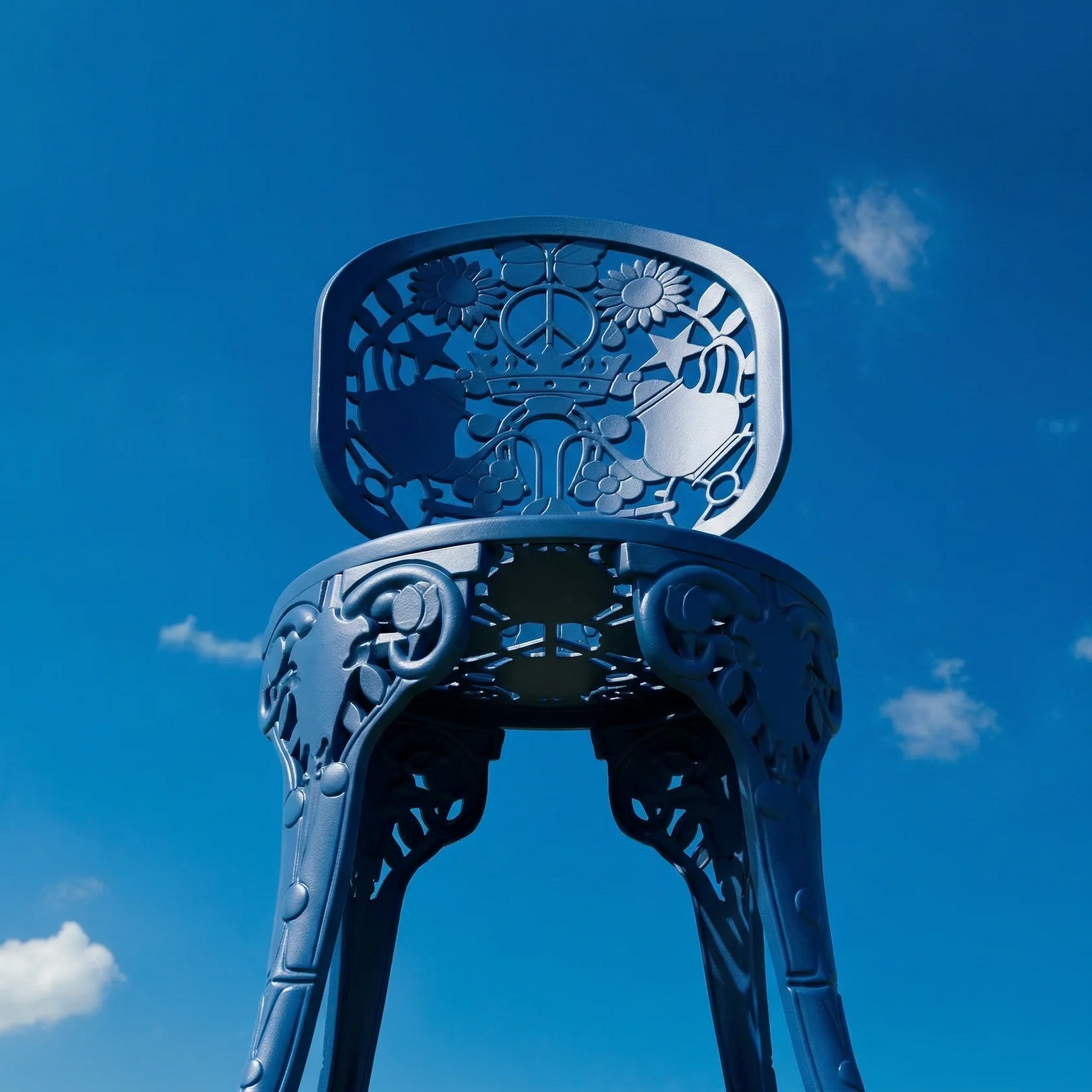 
"Industry" Outdoor Chair Design - Blue