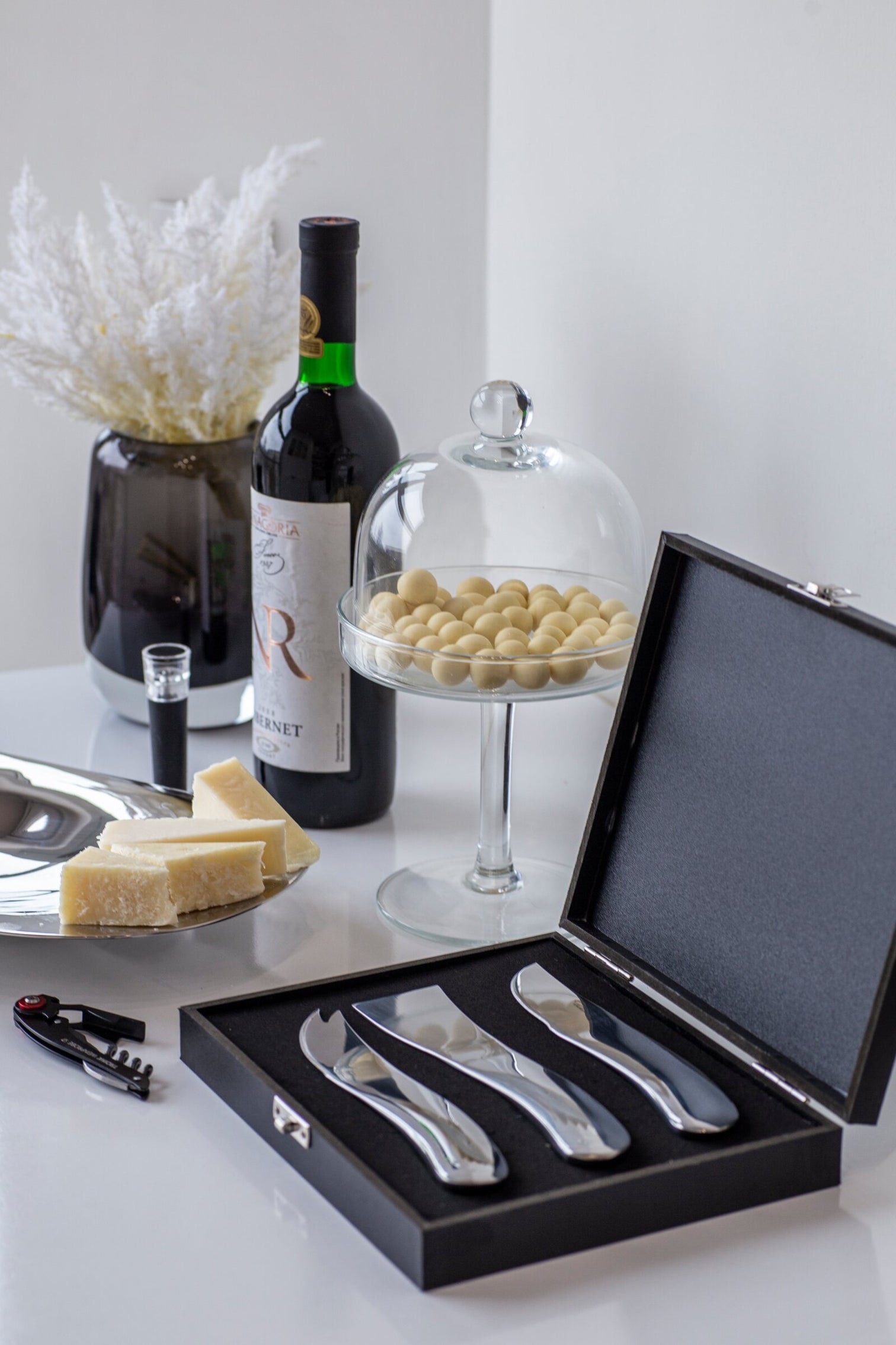 
3-Piece Designer Cheese Knife Set "Wave"