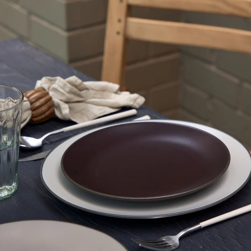 
Assiette à salade et à dessert artisanale « Stacked Organic » - Port