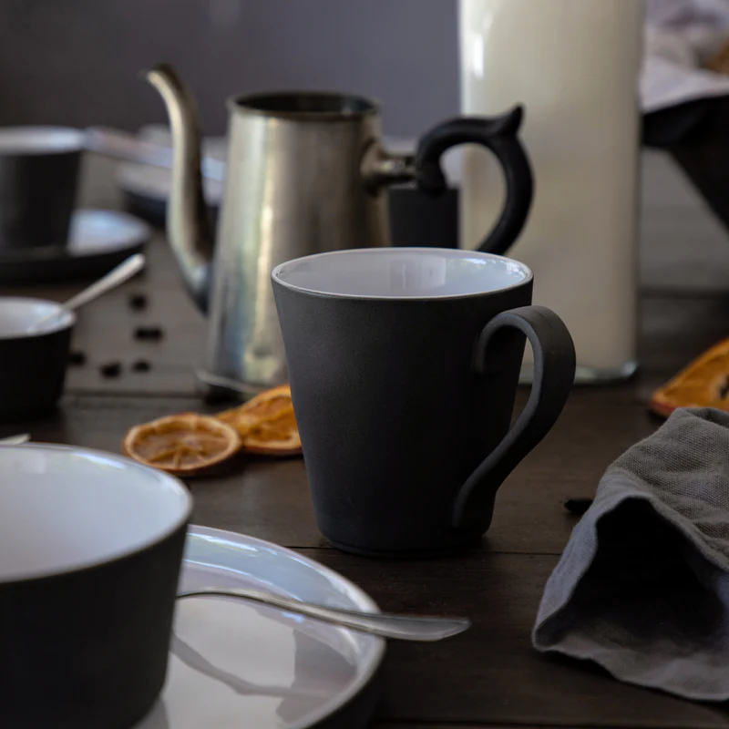 
Handgefertigter Tee-& Kaffeebecher „Lagoa Eco-Grés“ - Weiss