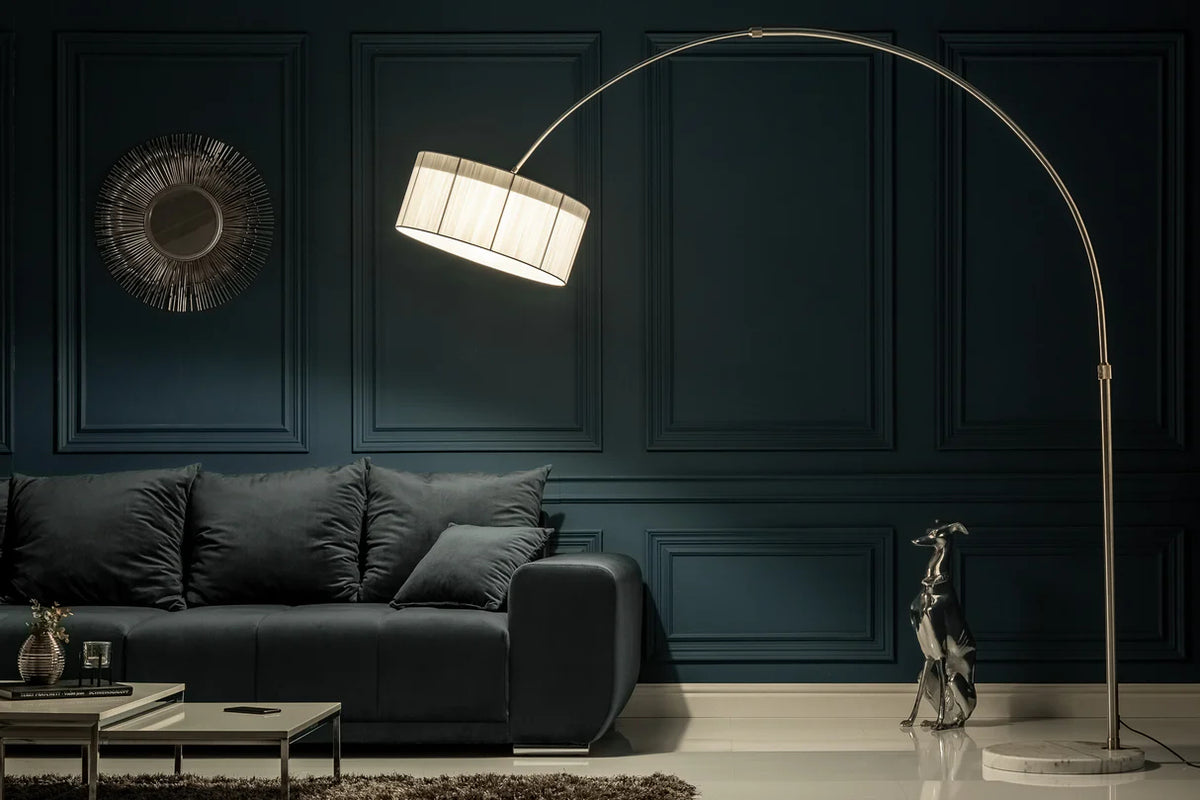 
Lampada ad arco di design «Extenso» con base in marmo - Bianco/Nero