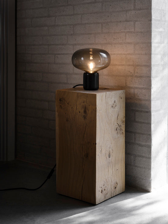 
Lampe de table design « Karl-Johan » avec socle en marbre