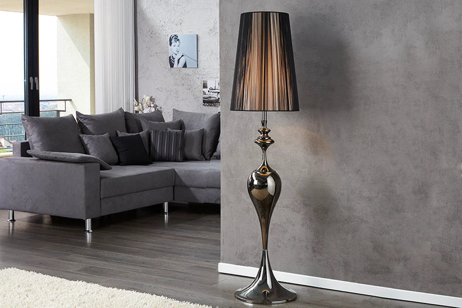 
Lampada da terra di design «Lucie» - Nero