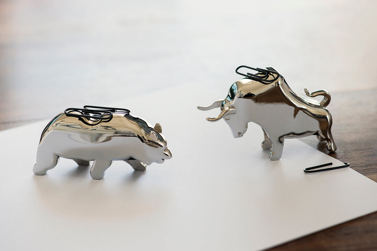 
Design Büroklammer-Set „Bull & Bear“