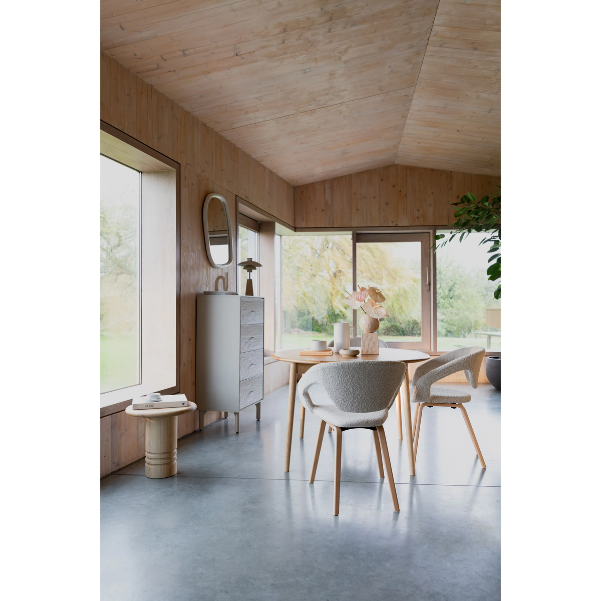 
Tavolo da pranzo rotondo allungabile in legno massiccio «Twist» 120-160 x 120 cm - Rovere noce