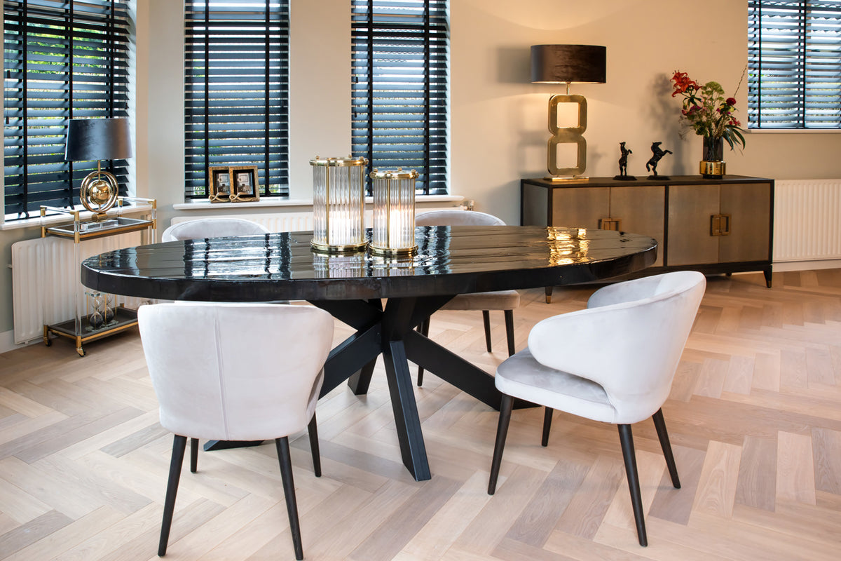 
Grande credenza di design «Bloomingville» - a 4 ante