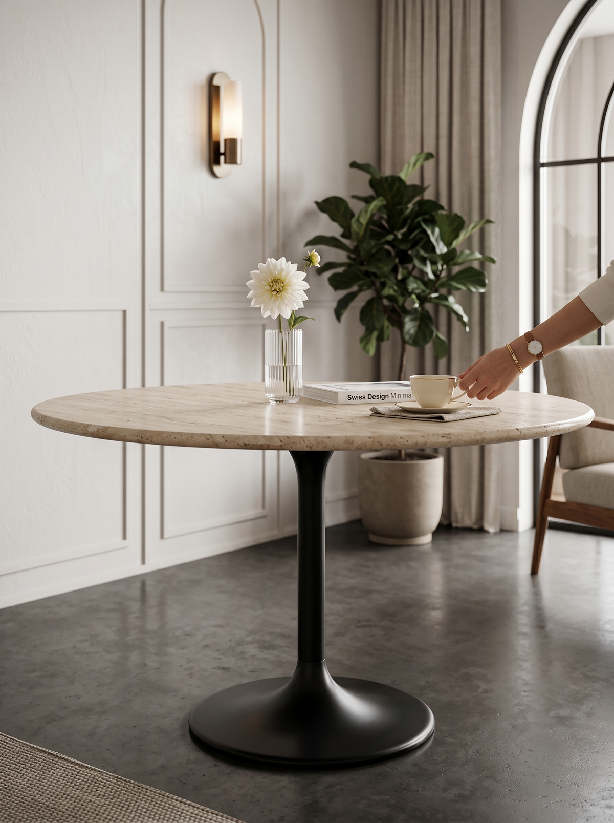 
Tavolo da pranzo rotondo di design «Hampton» con piano in travertino Ø 140 cm