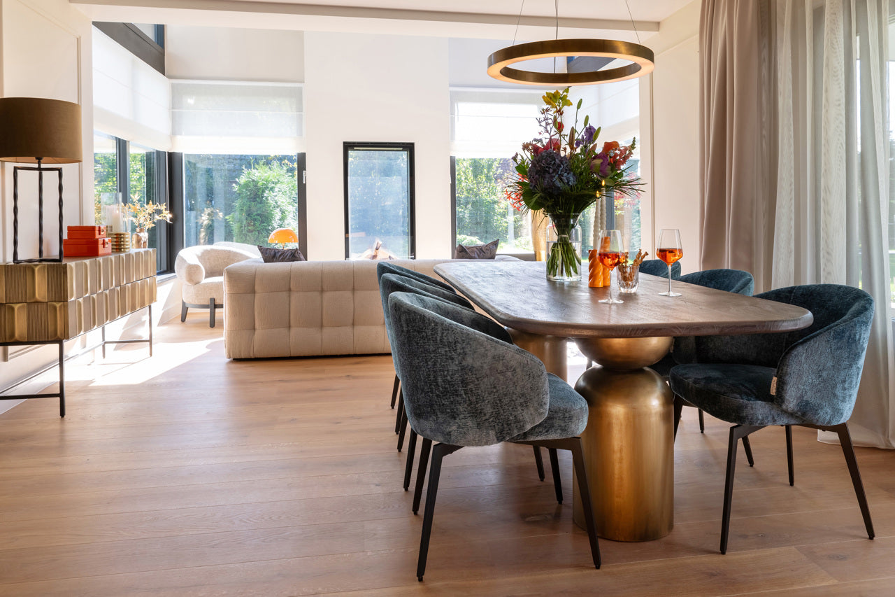 
Oval Design Dining Table "Cavo" 230 x 100 cm