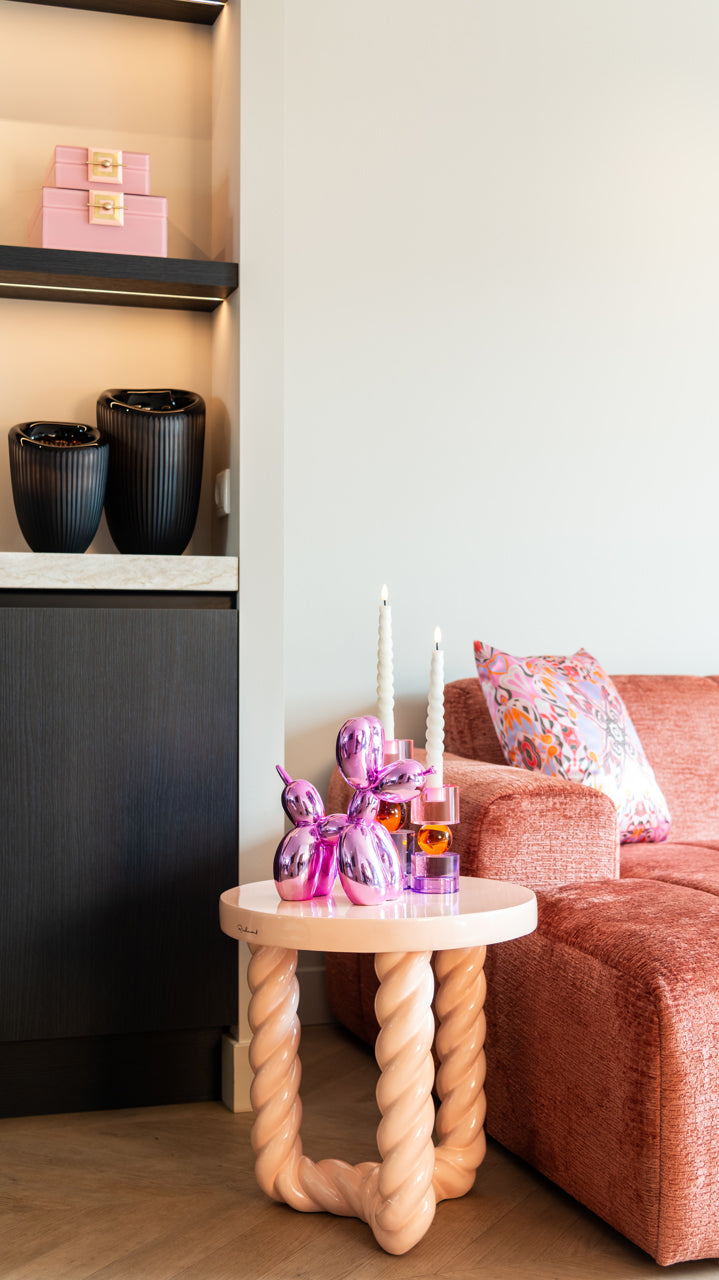 
Objet de décoration design « Chien Rosy »