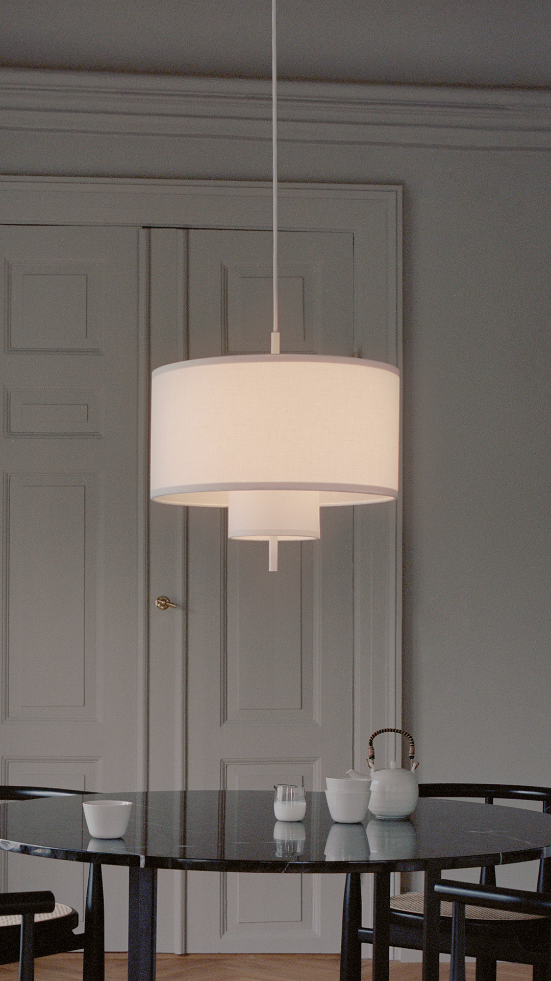 
Grande suspension design « Margin », différentes tailles - Abat-jour : blanc, câble : blanc / Ø 50 cm