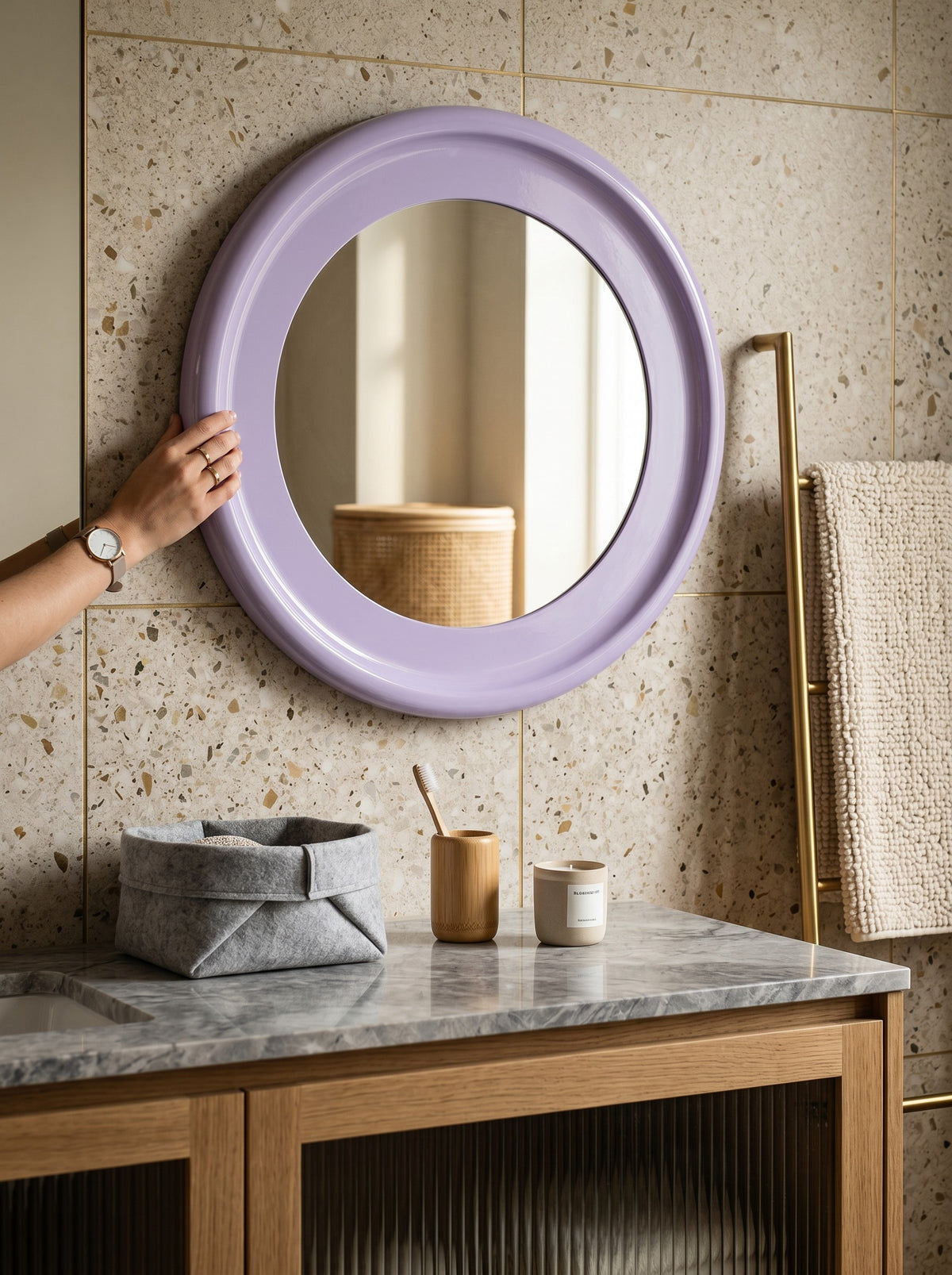 
Specchio da parete rotondo di design «Blissey»