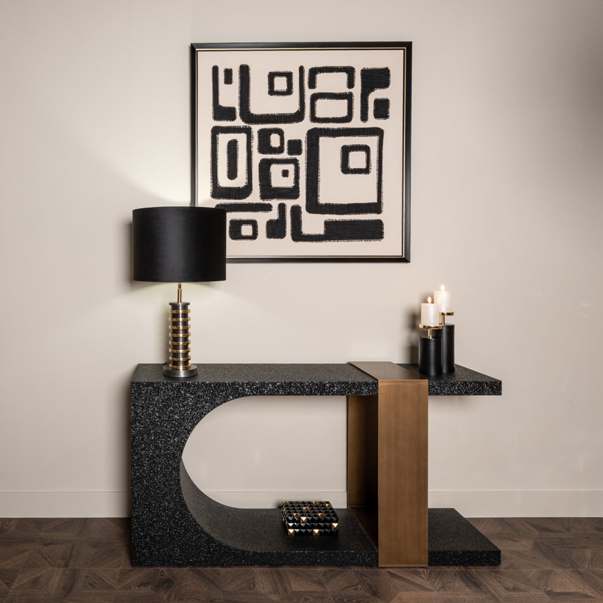 
Console dal design „Bazel“
