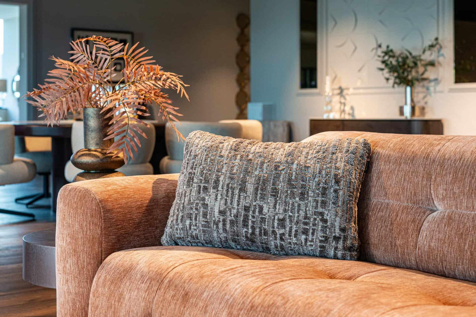 
Designer Pillow "Olin", various sizes - 40 x 60 cm