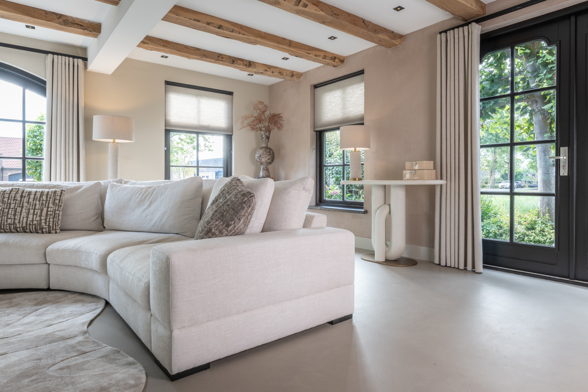 
Consolle ovale di design „Winslow“