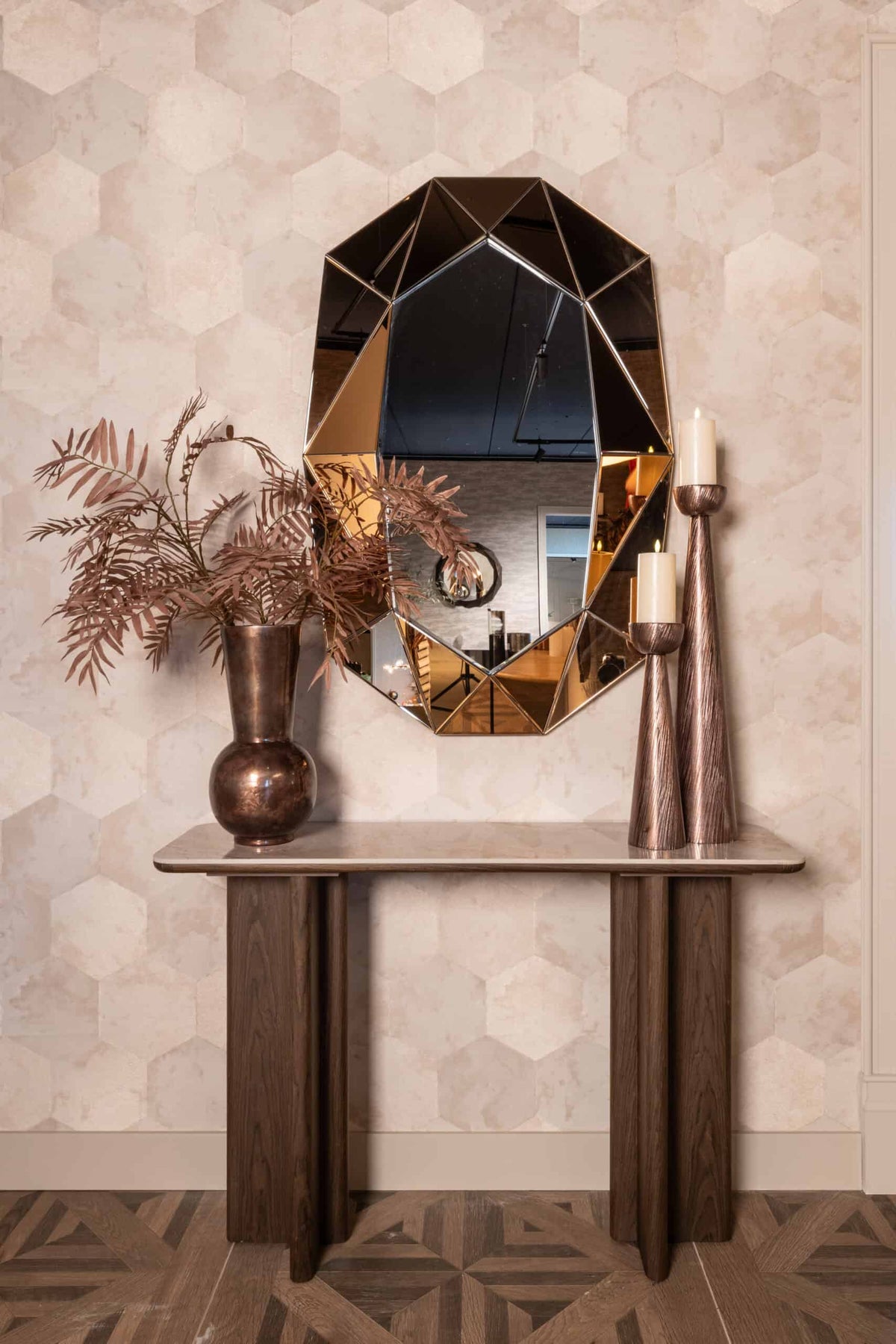 
Specchio da parete di design «Jaloe»