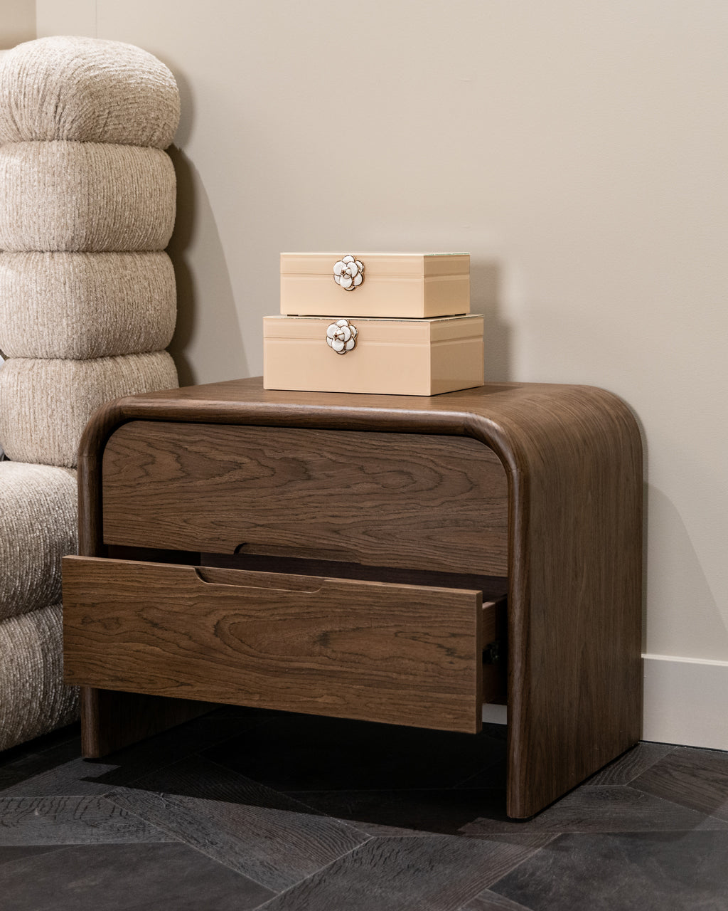 
Comodino di design «Bedford»