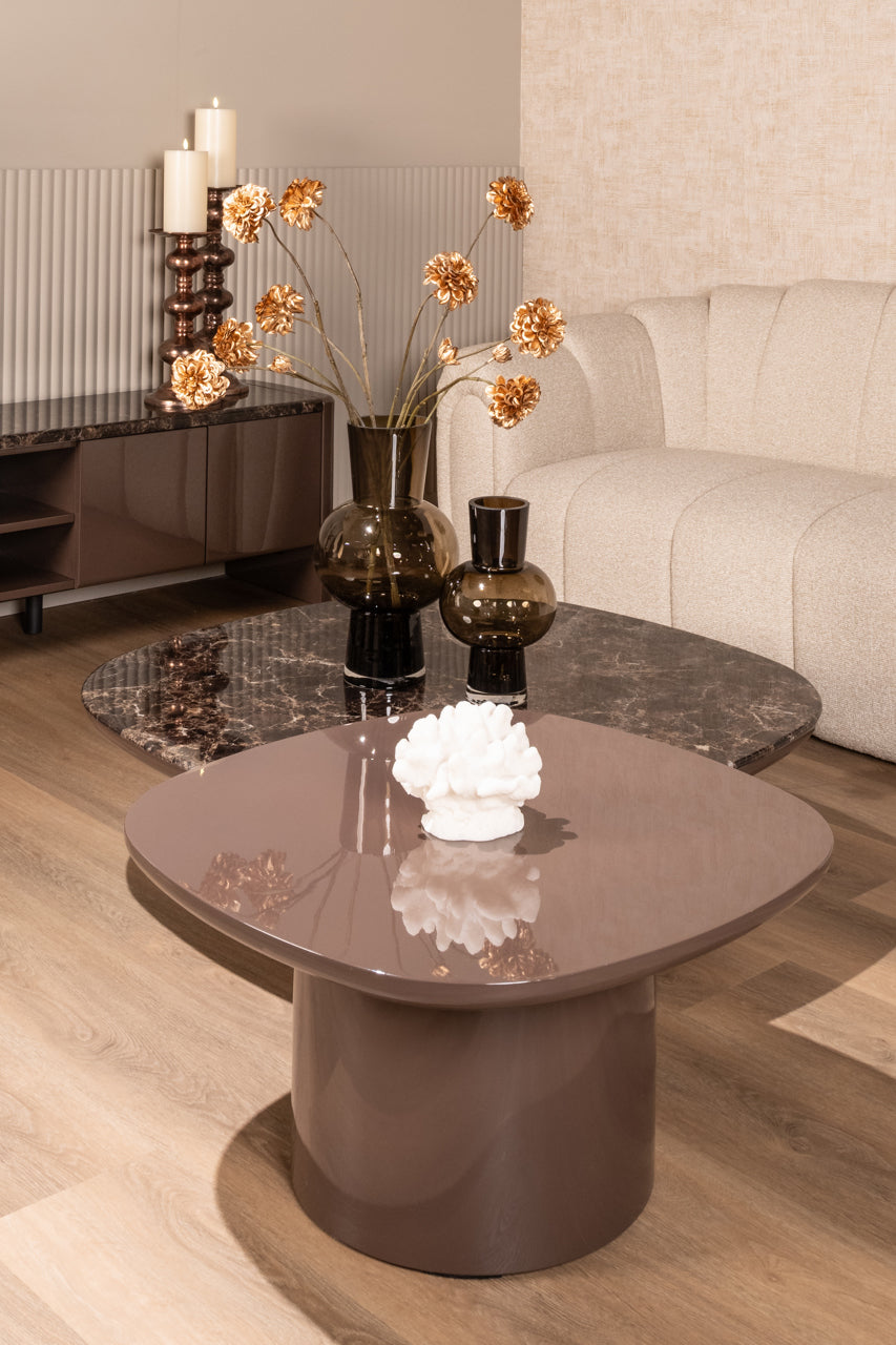 
Madia bassa di design «Almundi»