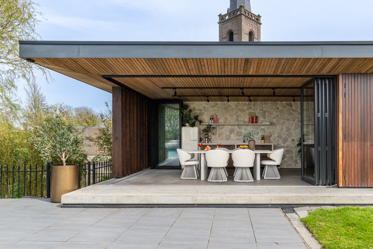 
Tavolo da pranzo di design da esterno «Senza»