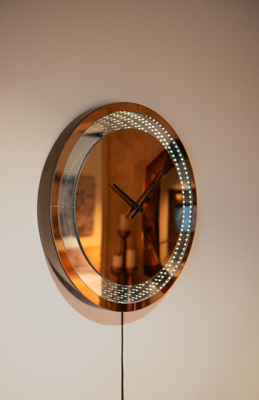 
Lampada da parete di design „Julia Led Clock“