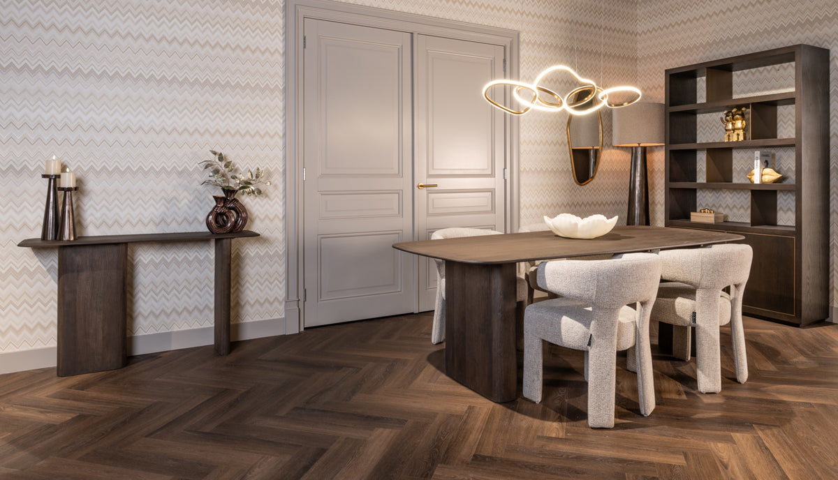 
Tavolo da pranzo di design «Castello»