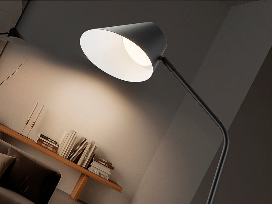 
Lampada da terra di design LED „Nino“ con telecomando - Nero
