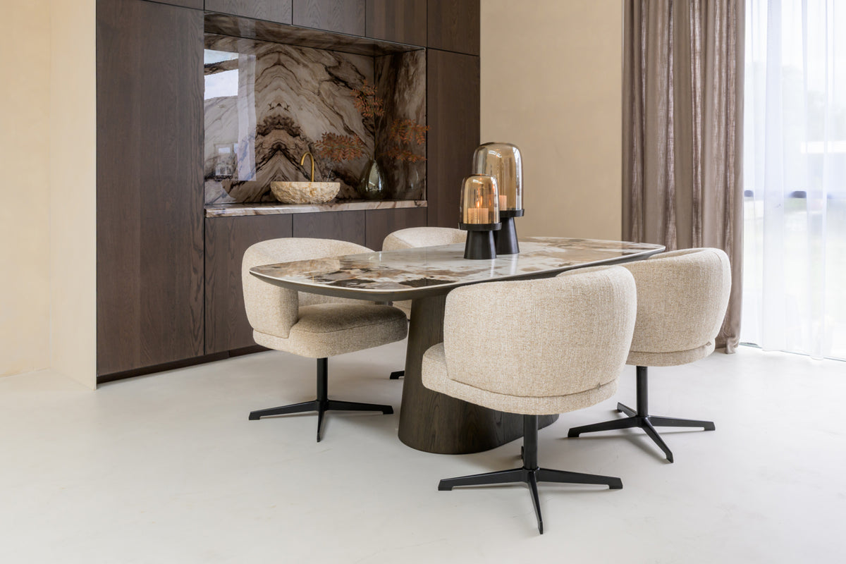 
Tavolo da pranzo di design «Langford»