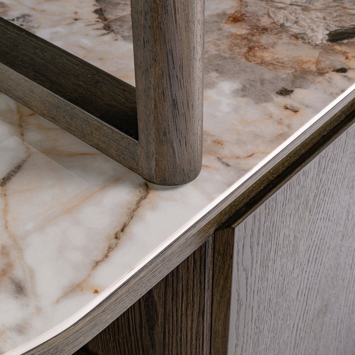 
Vetrina di design «Langford»