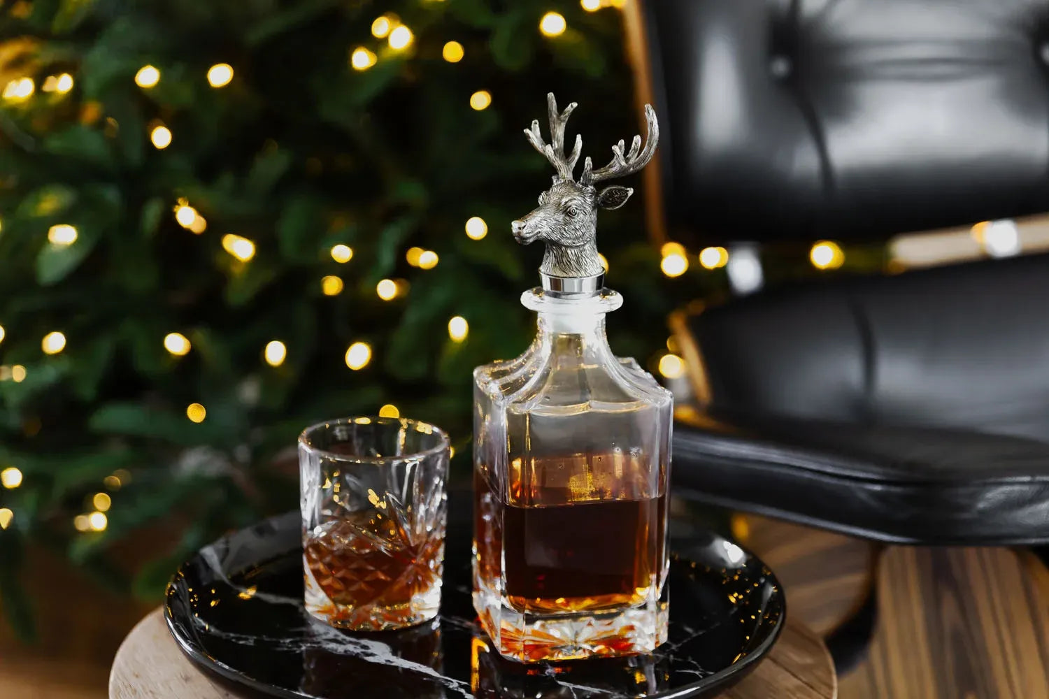
Hand-blown crystal decanter "Deer" - 750 ml