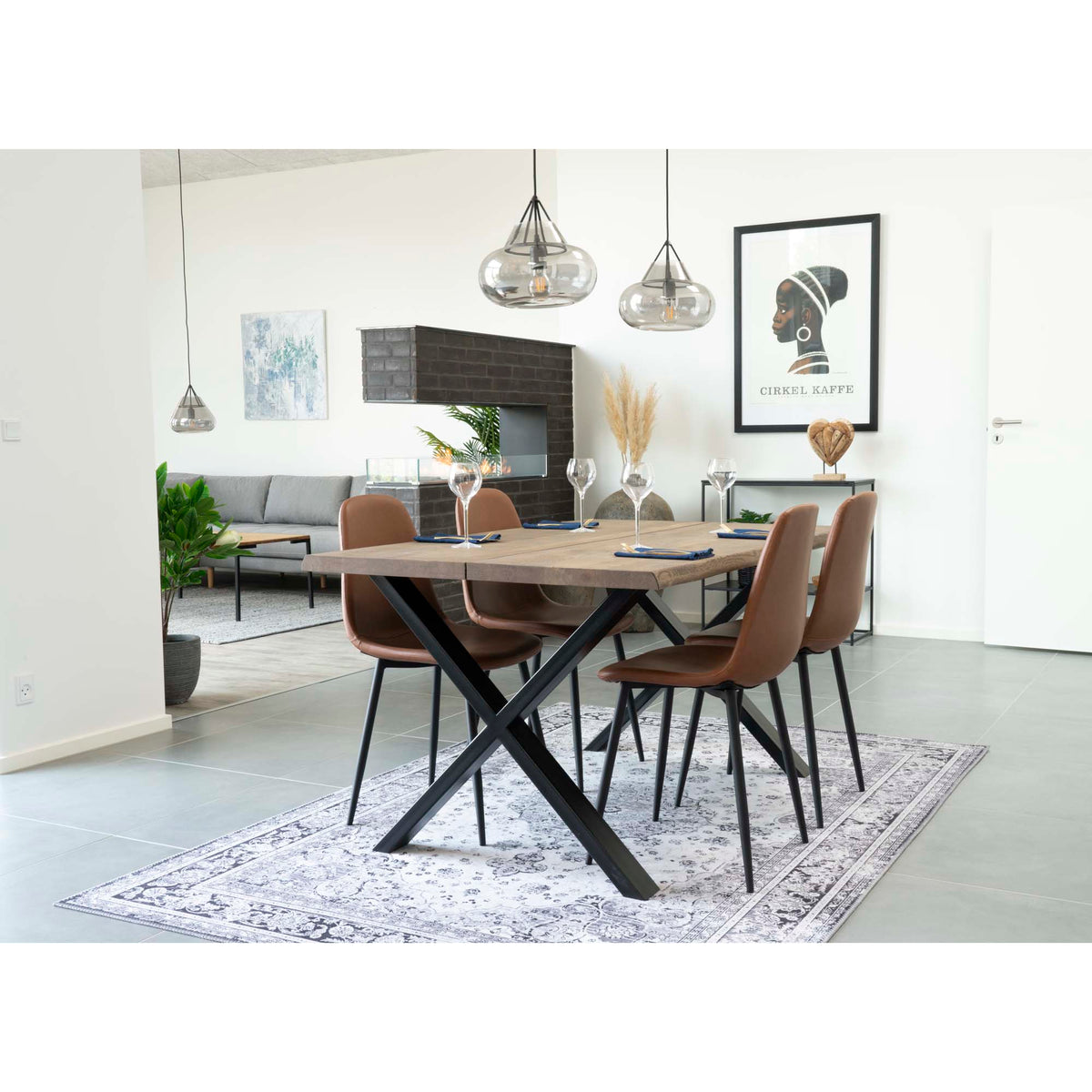 
Tavolo da pranzo in legno massello allungabile «Toulons» 140-240 x 95 cm - Rovere Marrone scuro / Senza prolunghe