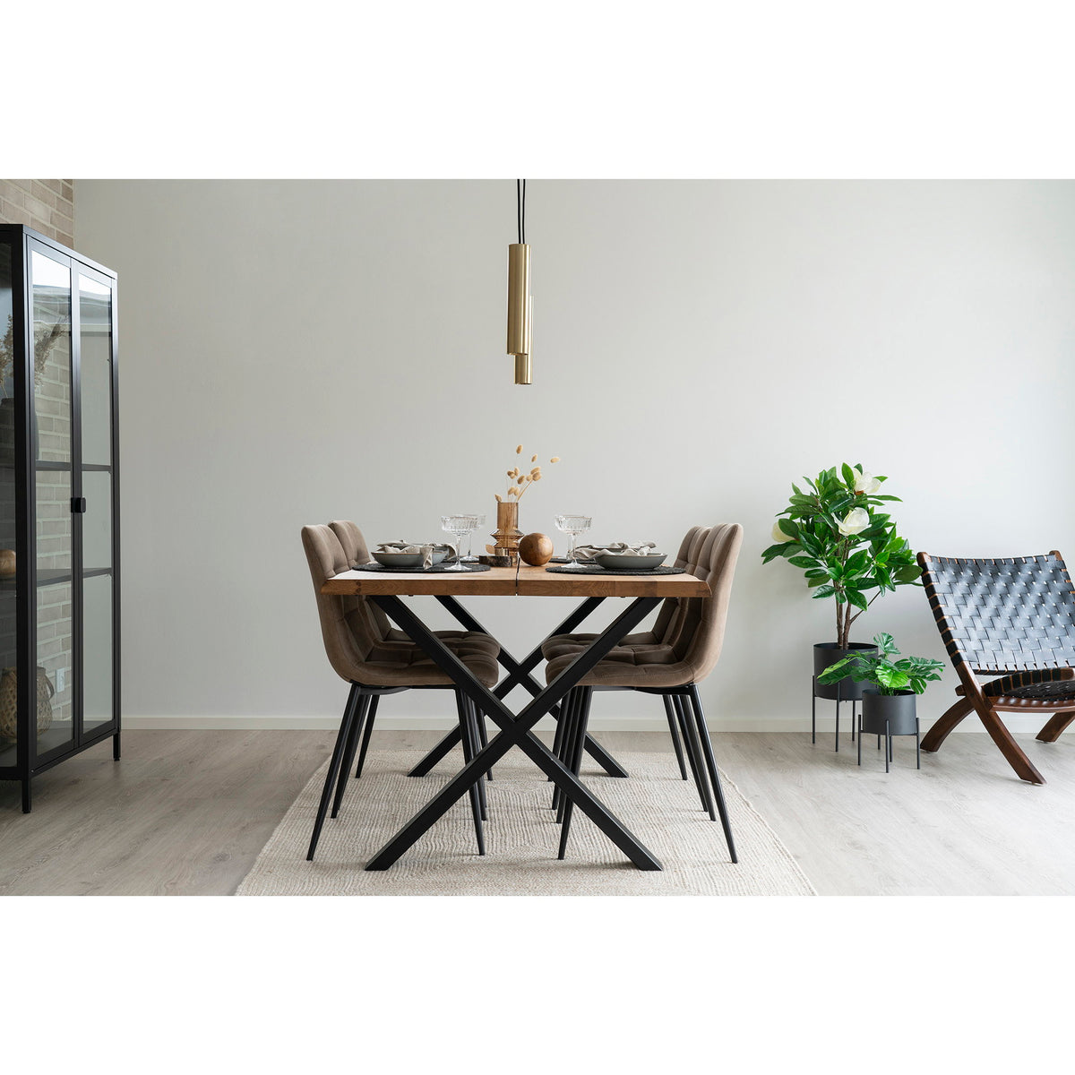 
Tavolo da pranzo in legno massello allungabile «Toulons» 140-240 x 95 cm - Rovere Naturale / Senza prolunghe