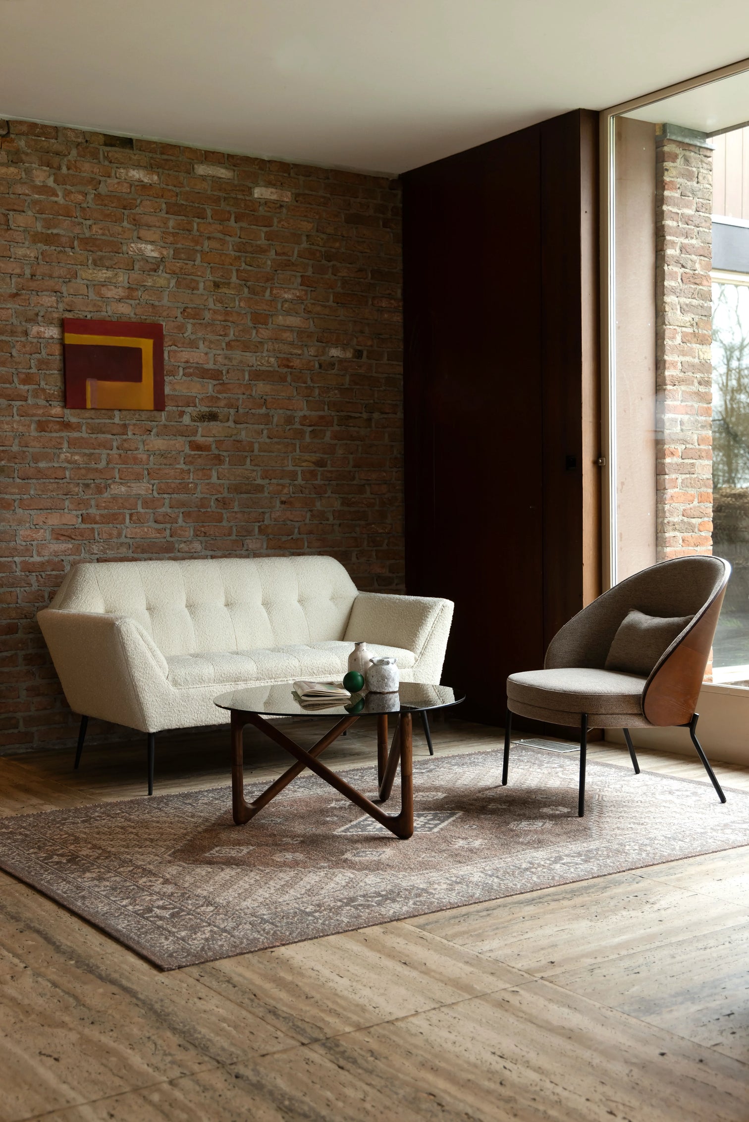 
Designer Coffee Table "Naia" - Ø 80 cm - Nut tree