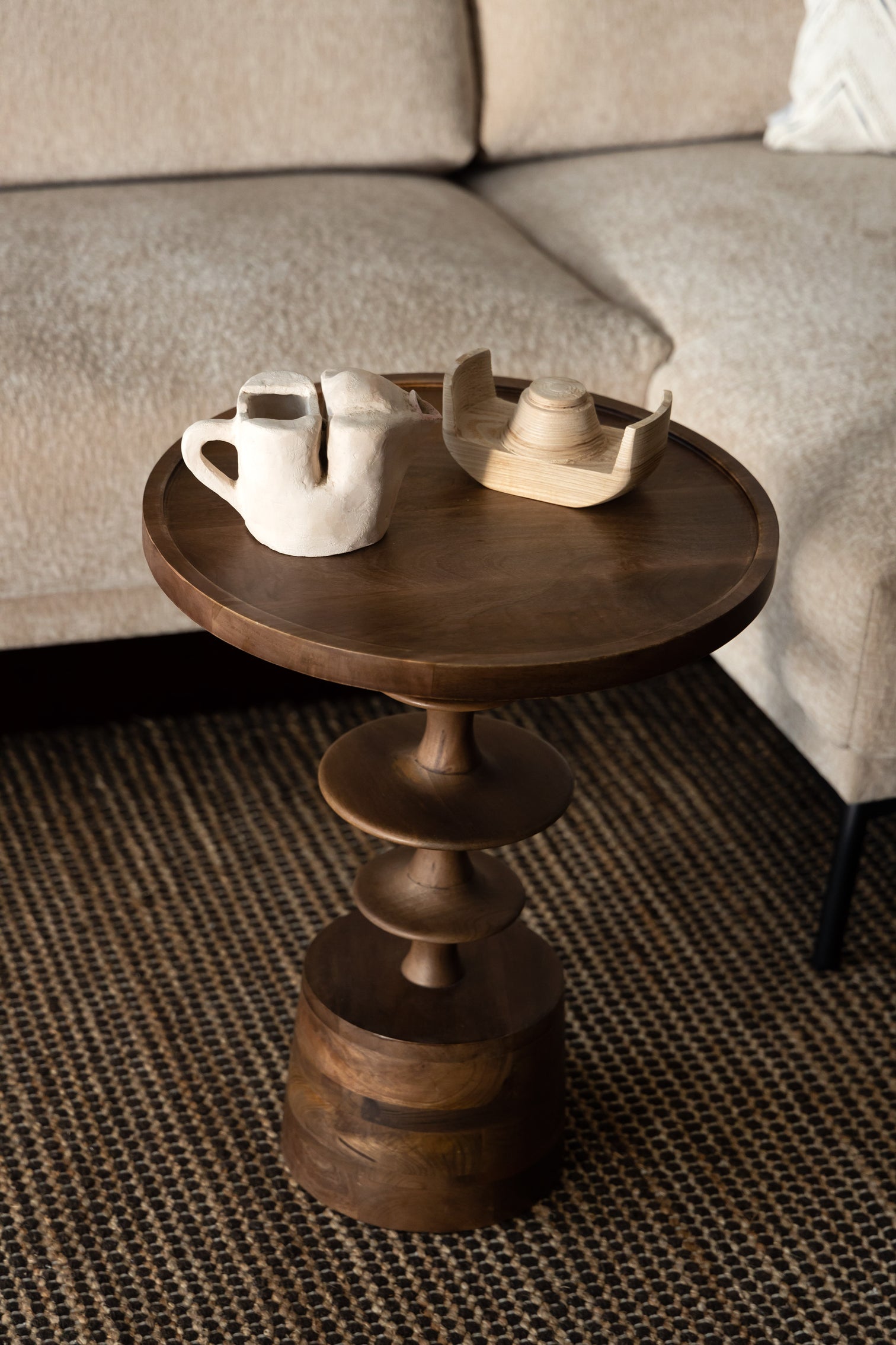 
Designer Side Table "Cath Walnut" - 46 x 58 cm