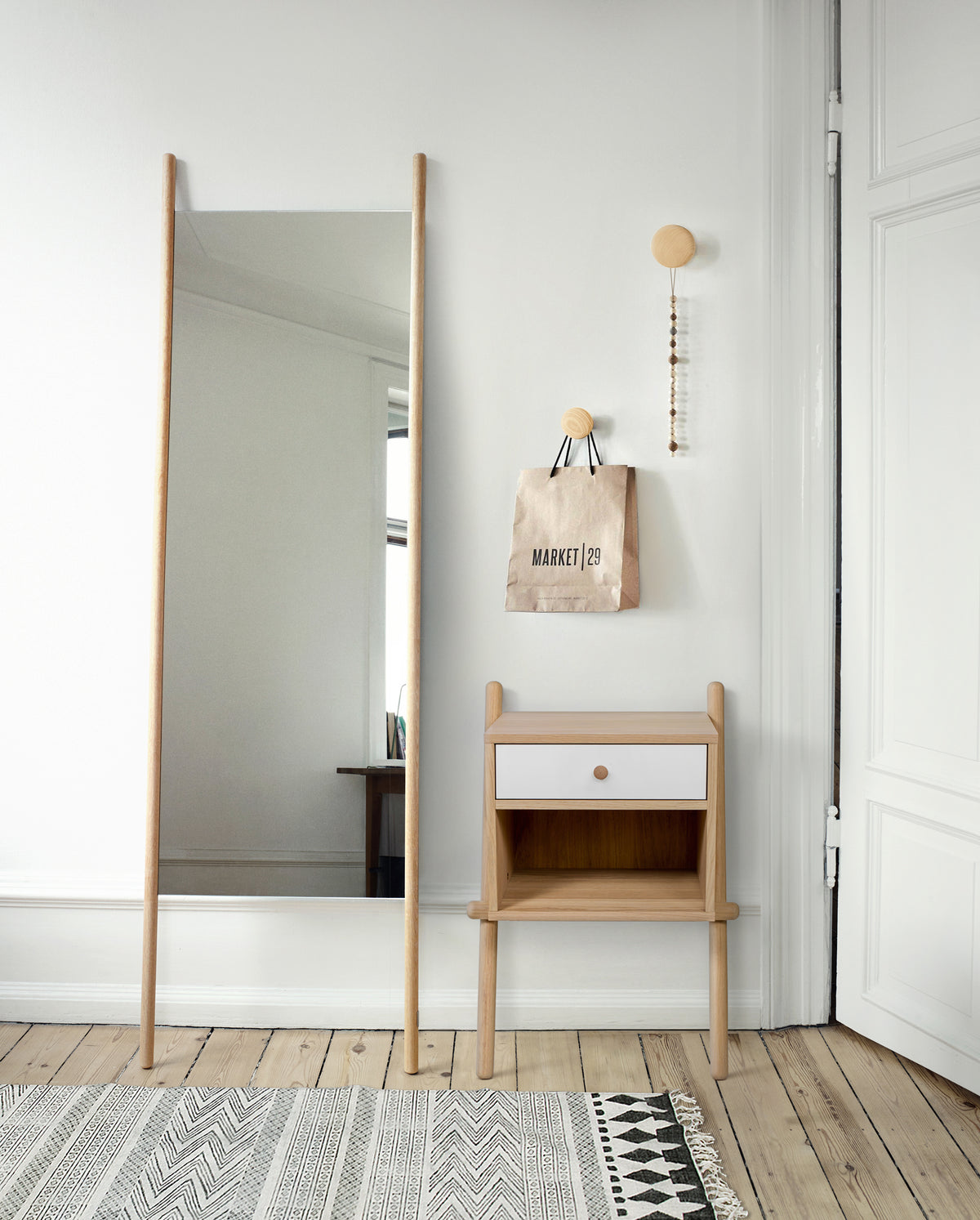 
"Wiru" designer bedside table, one drawer