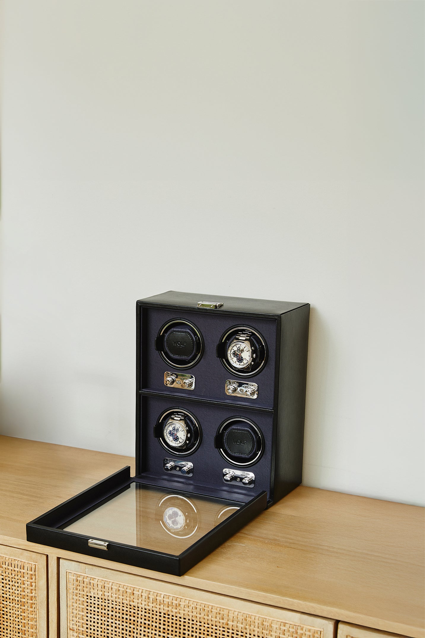
"Heritage Watch Winder" for 4 wristwatches