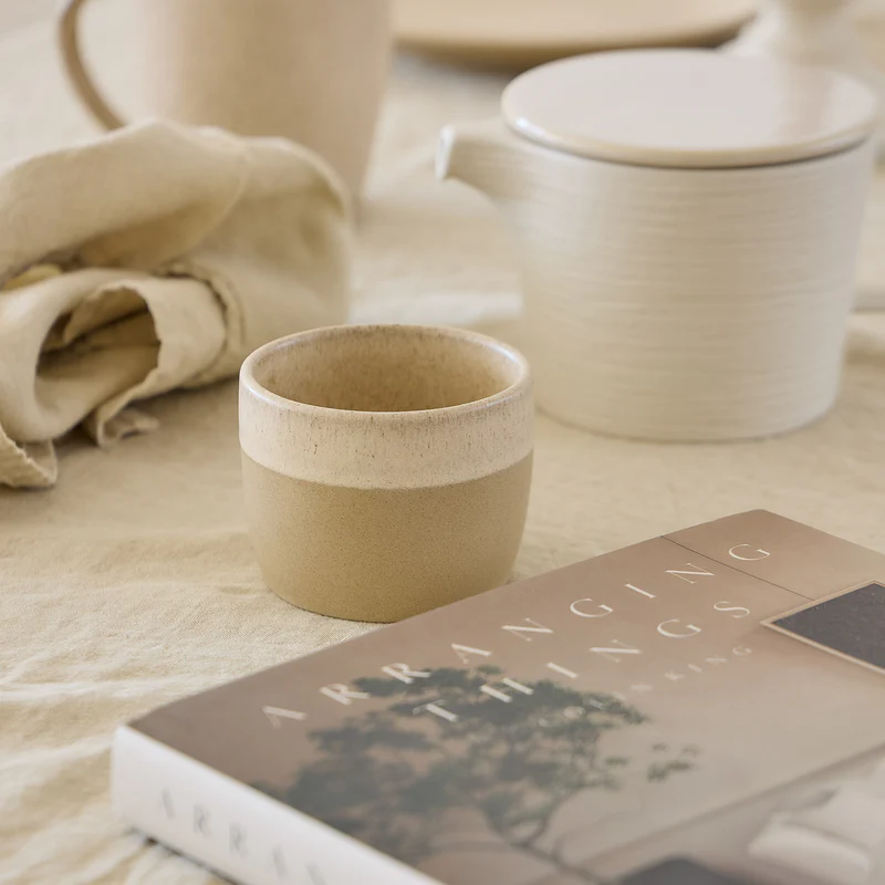 
Handmade Lungo Mug "Arenito" - Champagne Yellow