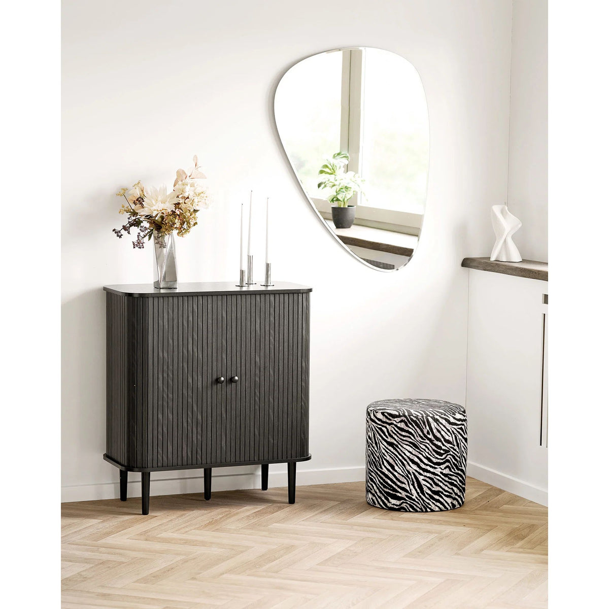 
Credenza di design «Niclas II» a 2 ante - Nero
