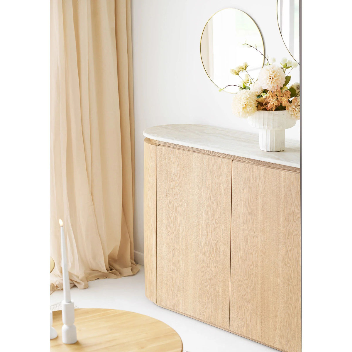 
Credenza di design «Larvik» con piano in granito