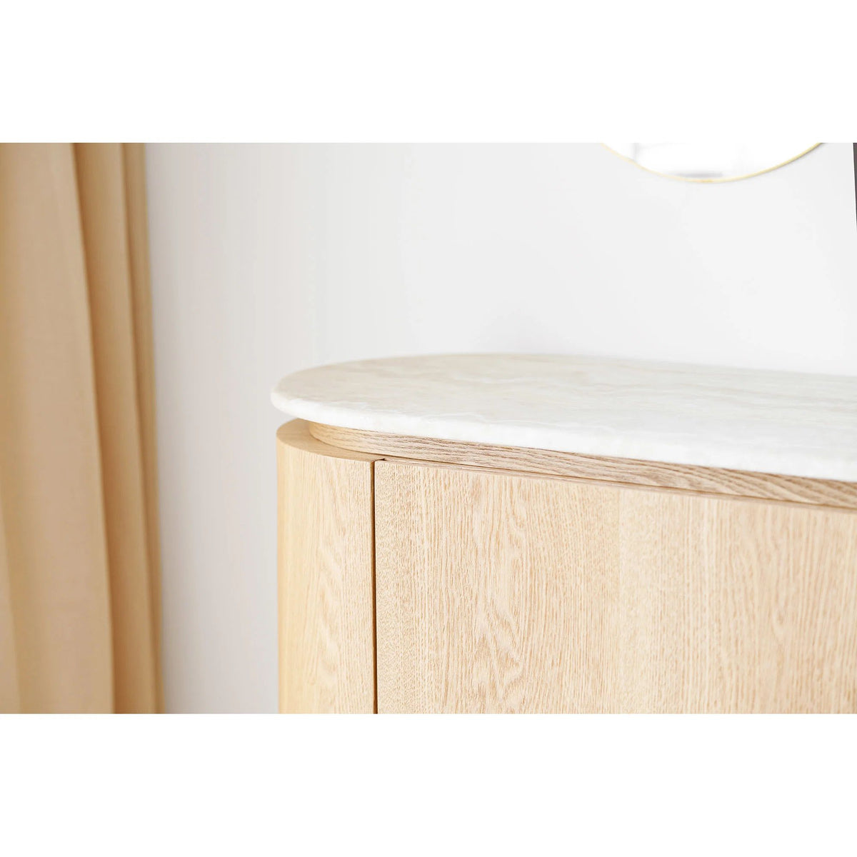 
Credenza di design «Larvik» con piano in granito